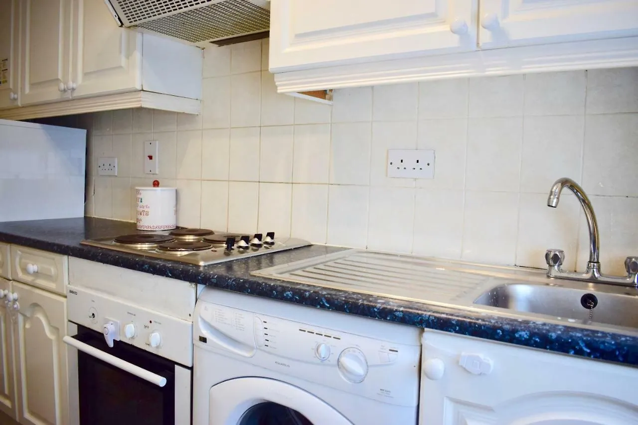 2 Bedroom Terraced House Near City Centre Dublin